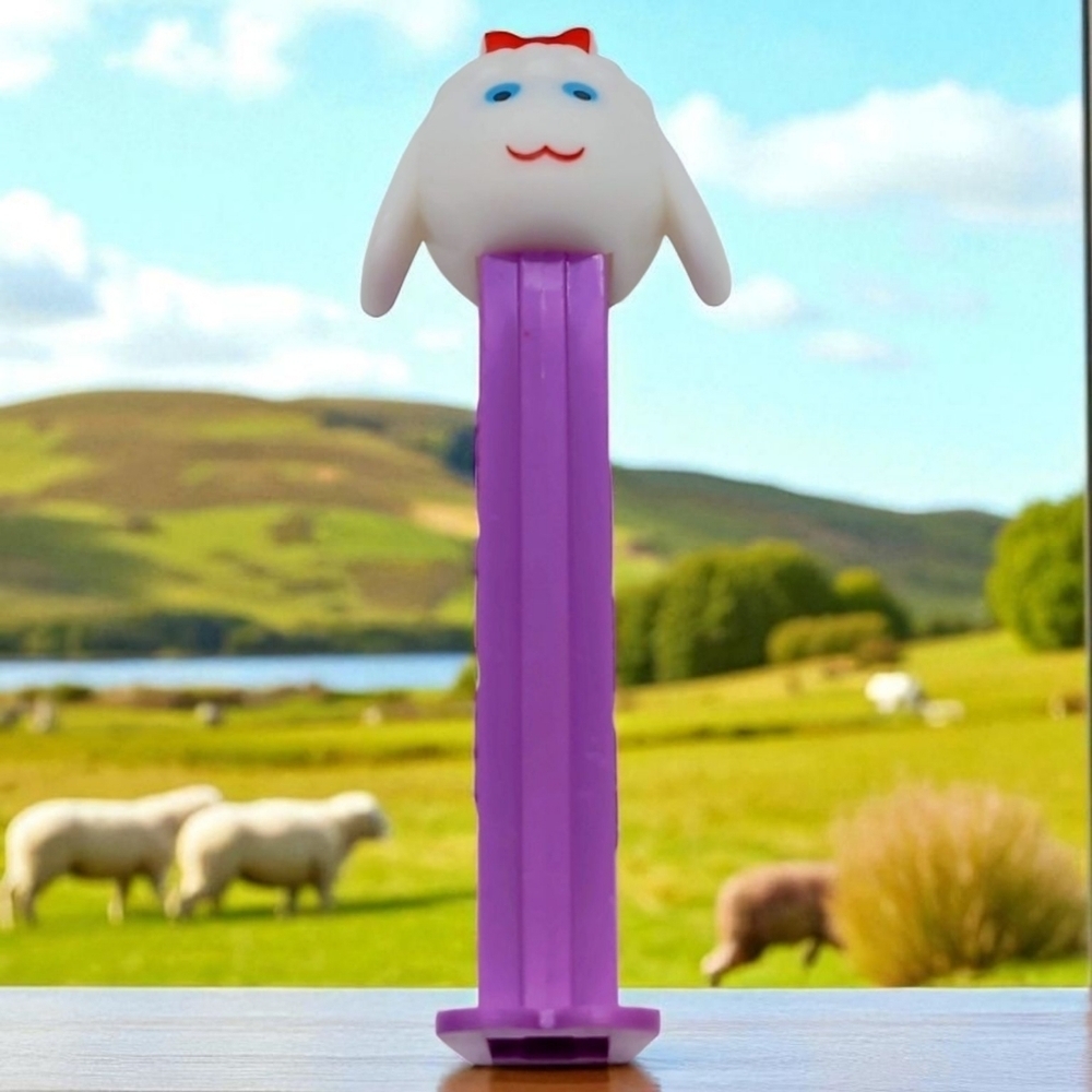 1970s Lambchop Pez Dispenser 1 1 On Base